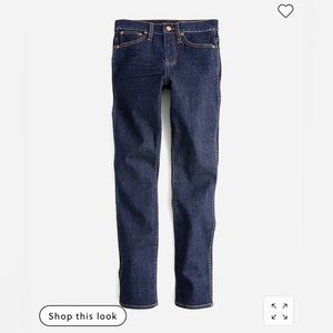 NEW w/ tags —- J.Crew Petite 9" mid-rise vintage slim-straight jean (size 26P)